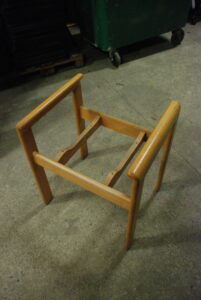 Pied de chaise vide