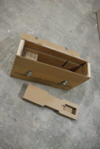 Valise en carton !